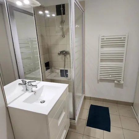 Charmant Appart Studio 30M2 Avec Terrasse 10M2 Vieux Port - Panier - Host Elite Marseille Exterior photo