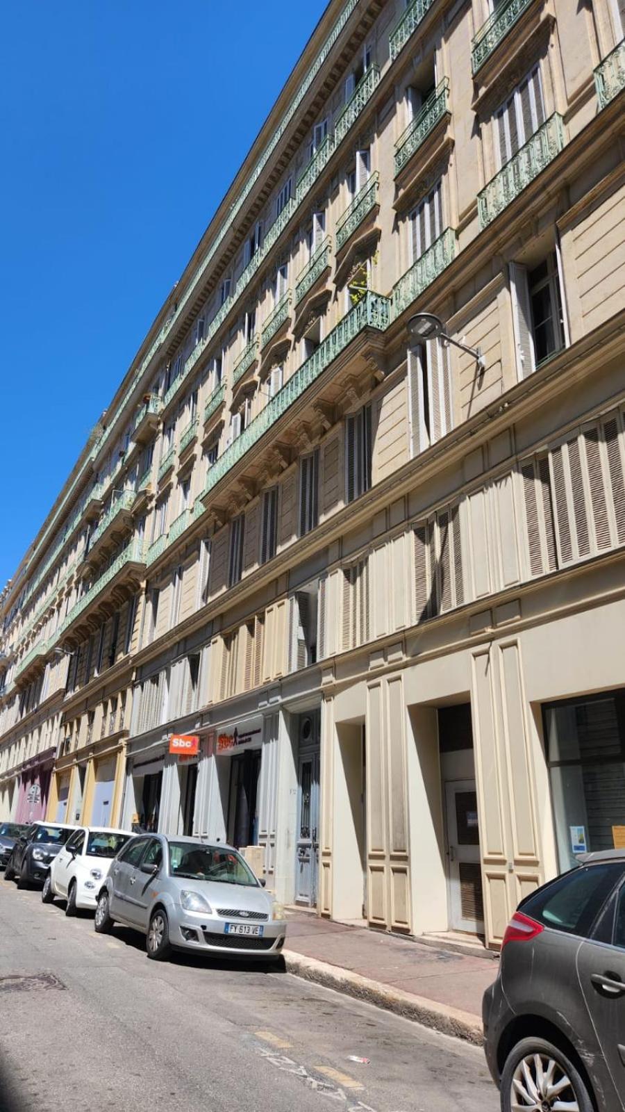 Apartment 30m2 Avec Terrasse 10m2 Vieux Port - Panier - Host Elite *